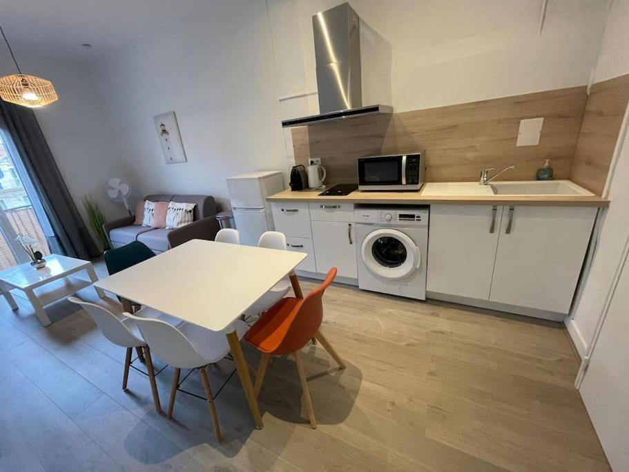 Cosy T3 Proche Gare Et Polygone Apartment Beziers Ngoại thất bức ảnh