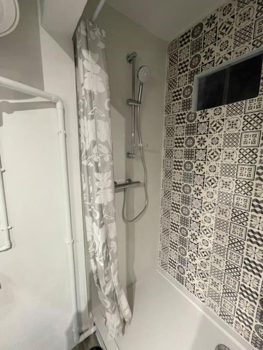 Cosy T3 Proche Gare Et Polygone Apartment Beziers Ngoại thất bức ảnh