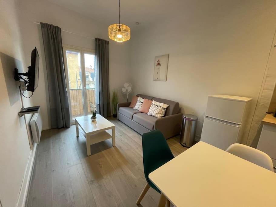 Cosy T3 Proche Gare Et Polygone Apartment Beziers Ngoại thất bức ảnh